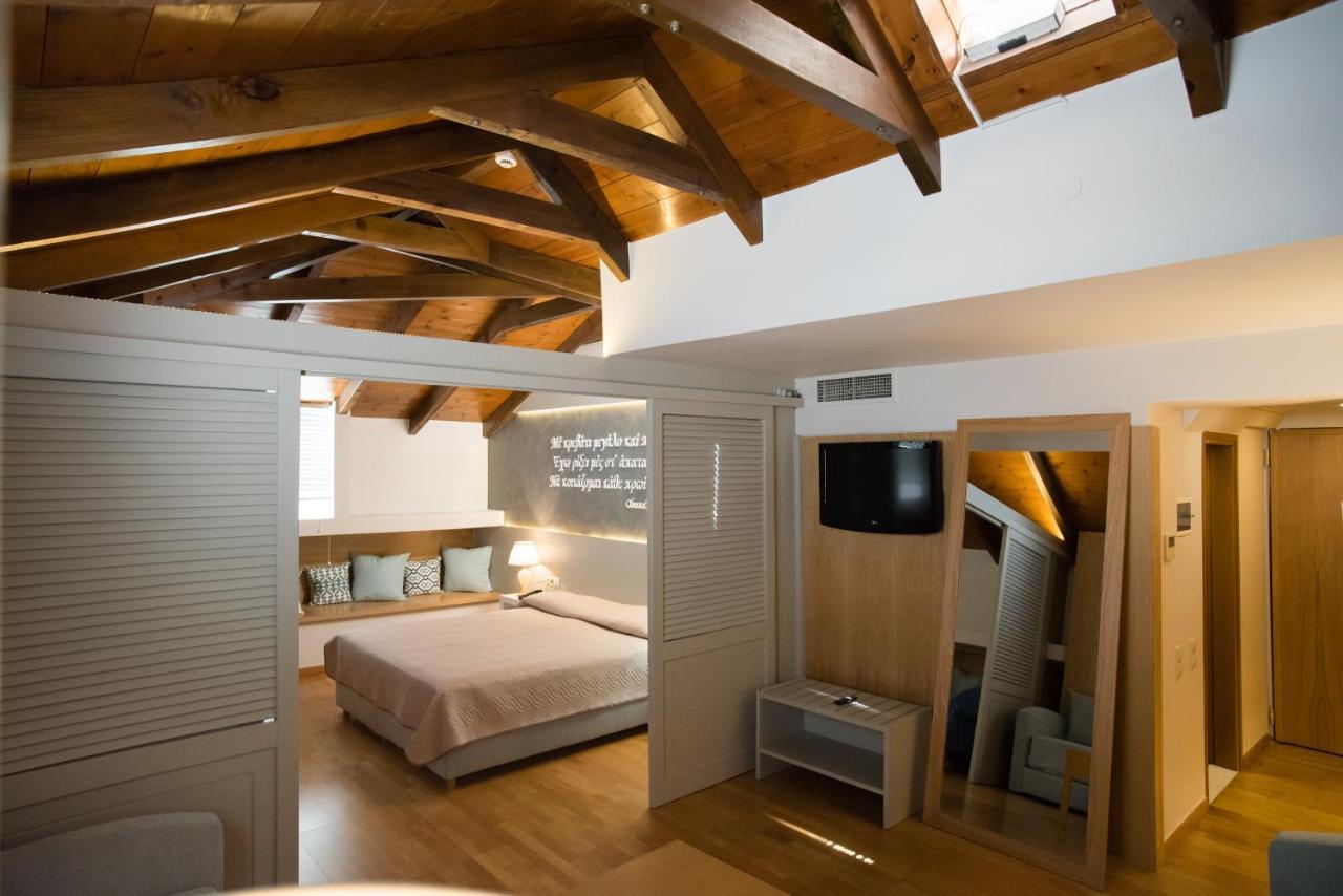 Byzantino Hotel Patras Bagian luar foto