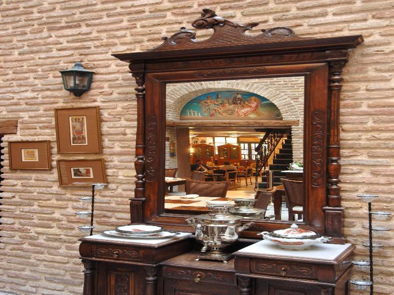 Byzantino Hotel Patras Bagian luar foto